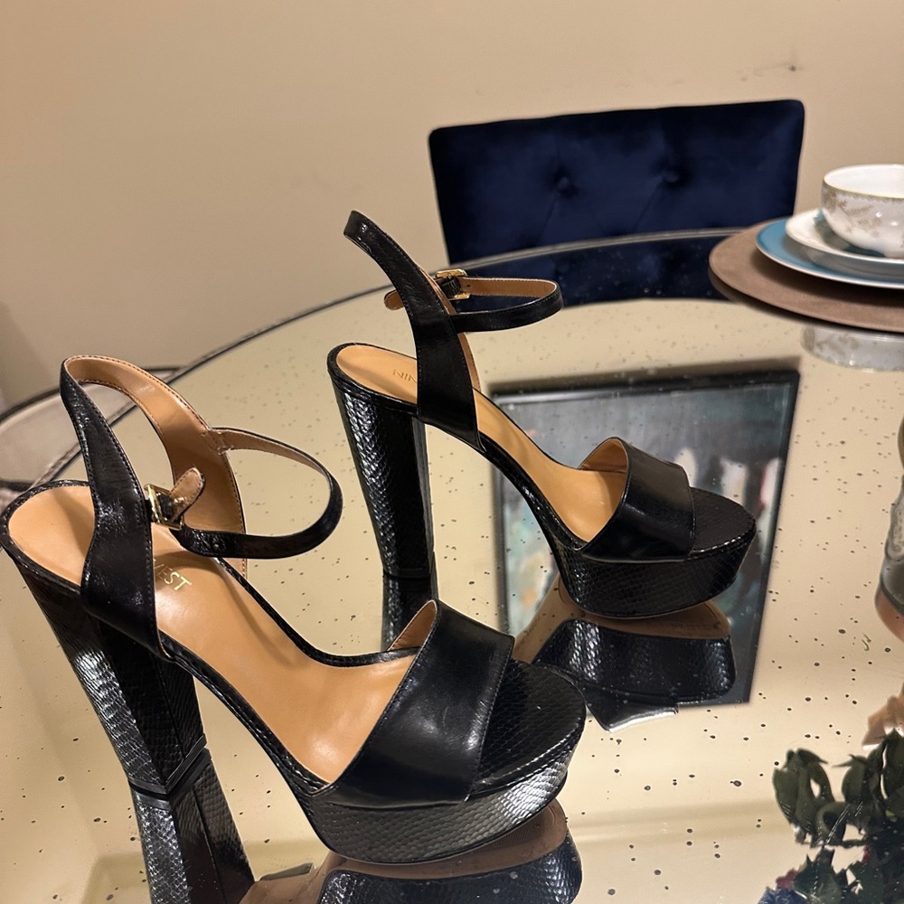 Nine West Black Patent Leather Platform Heels